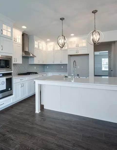 Kitchen - 151 Thompson Rd, Kennett Square, PA 19348 photo 8 of 98