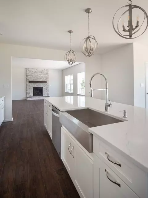 Kitchen - 151 Thompson Rd, Kennett Square, PA 19348 photo 17 of 98