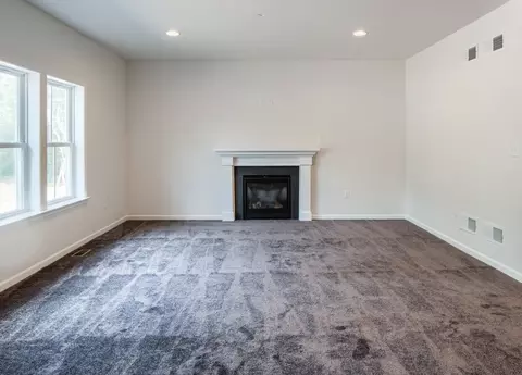 Living - 151 Thompson Rd, Kennett Square, PA 19348 photo 10 of 36