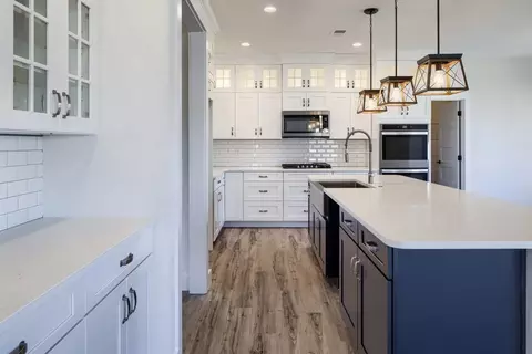 Kitchen - 151 Thompson Rd, Kennett Square, PA 19348 photo 23 of 98