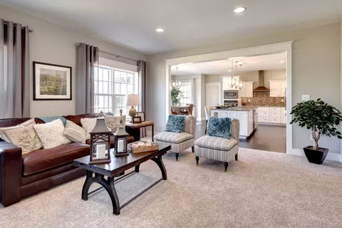 Living - 151 Thompson Rd, Kennett Square, PA 19348 photo 23 of 36