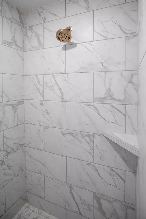 Bath - 2920 E Northampton St, Broken Arrow, OK 74014 photo 7 of 18