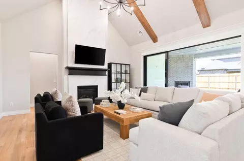 Living - 2920 E Northampton St, Broken Arrow, OK 74014 photo 12 of 13