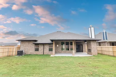 Exterior - 2920 E Northampton St, Broken Arrow, OK 74014 photo 20 of 27