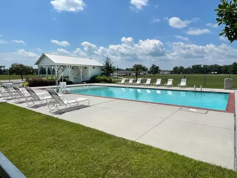 Exterior - 252 Spring Grove Loop, Thibodaux, LA 70301 photo 5 of 6