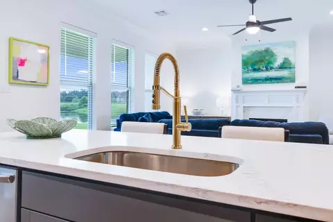 Kitchen - 252 Spring Grove Loop, Thibodaux, LA 70301 photo 4 of 4