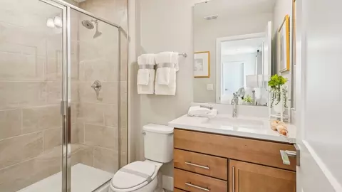 Bath - 1772 Satilla Ave, Saint Cloud, FL 34771 photo 2 of 4