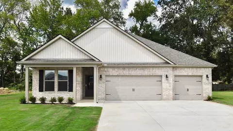 Exterior - 117 Gateway Dr, Jackson, TN 38305 photo 4 of 8