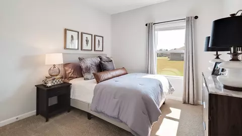 Bedroom - 117 Gateway Dr, Jackson, TN 38305 photo 3 of 11