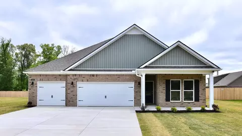 Exterior - 117 Gateway Dr, Jackson, TN 38305 photo 6 of 8