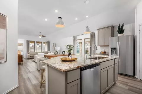 Kitchen - 407 Aztec Cave Dr, New Caney, TX 77357 photo 3 of 3