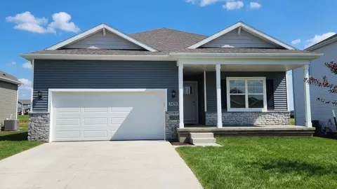 3478 Craven Dr, Coralville, IA 52241