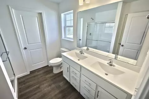 Bath - By Appointment Only, Codorus, PA 17362 photo 6 of 14