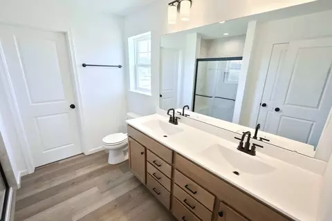 Bath - By Appointment Only, Codorus, PA 17362 photo 2 of 14