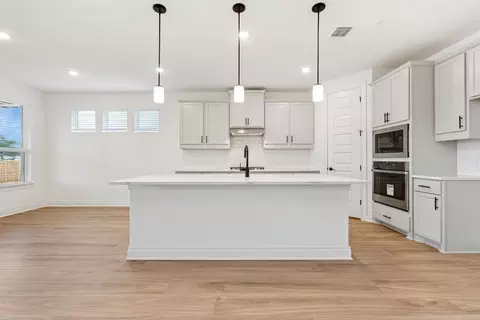 Kitchen - 828 Sanger Ln, Leander, TX 78641 photo 1 of 2