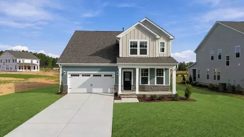 1404 Green Cypress Dr, Zebulon, NC 27597