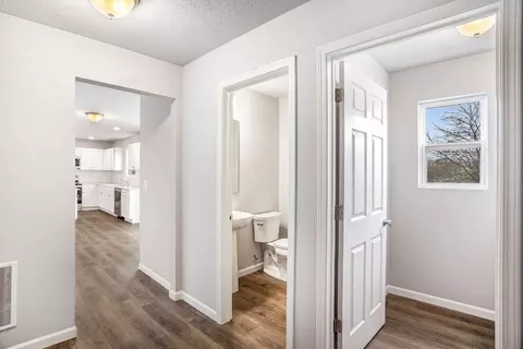 Entry Way - 1124 Mechanic St, Big Rapids, MI 49307 photo 3 of 6