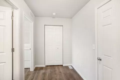 Entry Way - 1124 Mechanic St, Big Rapids, MI 49307 photo 4 of 6