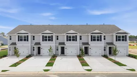 7261 Longleaf Rd, Rocky Mount, NC 27804