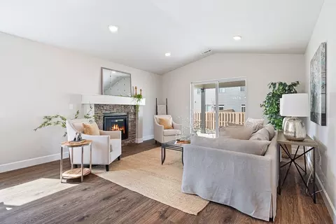 Living - 545 Taft St, Umatilla, OR 97882 photo 2 of 5