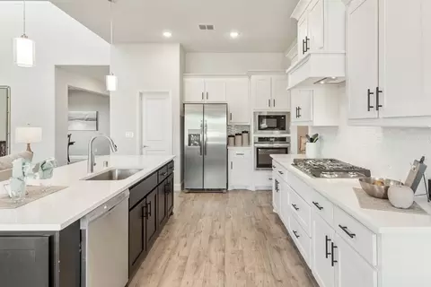 Kitchen - 301 River Meadows Ln, Argyle, TX 76226 photo 4 of 5