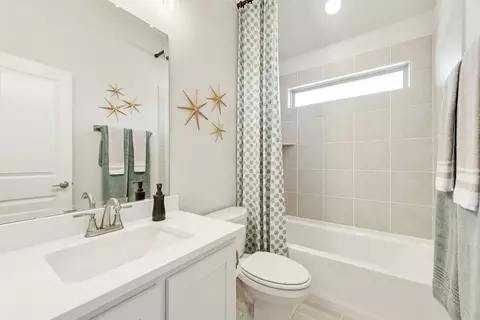 Bath - 301 River Meadows Ln, Argyle, TX 76226 photo 6 of 8