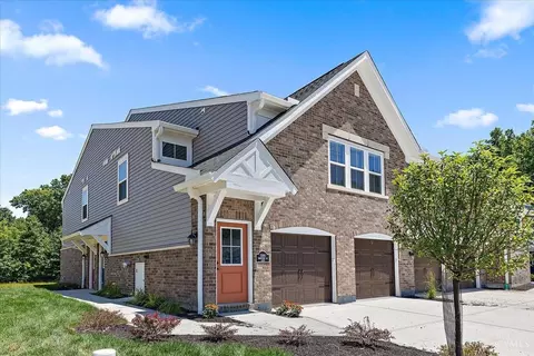 5890 Parkview Ln UNIT 301, Milford, OH 45150