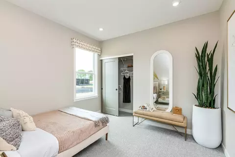 Bedroom - 3801 Circollo Dr, Covington, KY 41017 photo 6 of 7