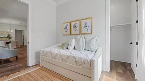 Entry Way - Mcfarland Road, Mobile, AL 36582 photo 3 of 5