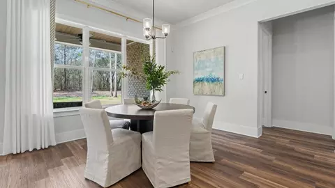 Dining - Mcfarland Road, Mobile, AL 36582 photo 1 of 2