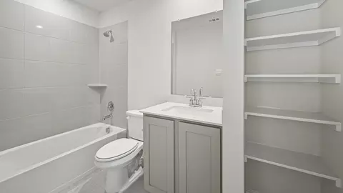 Bath - 1922 Calmshade Dr, Celina, TX 75009 photo 2 of 7