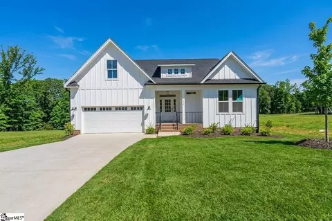 334 Summerall Dr, Anderson, SC 29621