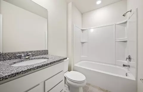 Bath - 42497 Cascade Dr, Punta Gorda, FL 33982 photo 2 of 3