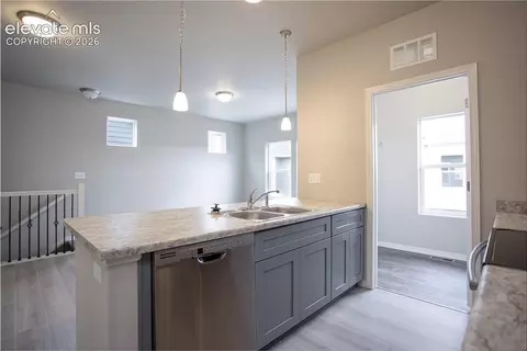 2188 Outfitters Grv, Colorado Springs, CO 80910