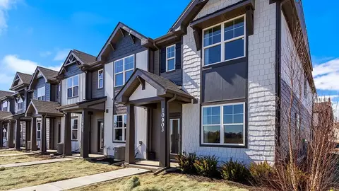 9021 Remington Way, Saint John, IN 46373