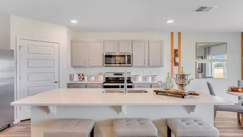 Kitchen - 3928 Magenta Pl, Saint Cloud, FL 34772 photo 6 of 7