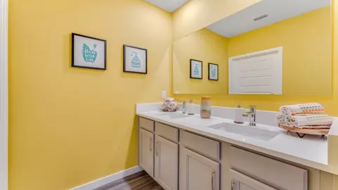 Bath - 3928 Magenta Pl, Saint Cloud, FL 34772 photo 3 of 3
