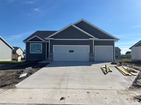 1505 Maple St, Granger, IA 50109
