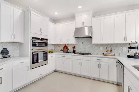 Kitchen - 5097 Lost Key Pl, Saint Cloud, FL 34771 photo 6 of 7