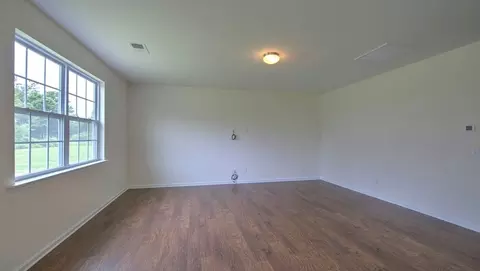 Living - 28 Wheatfield Rd, Fletcher, NC 28732 photo 3 of 7