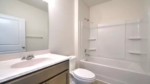 Bath - 28 Wheatfield Rd, Fletcher, NC 28732 photo 5 of 5