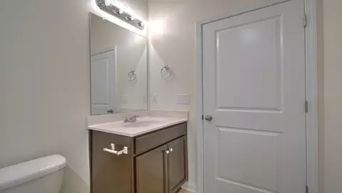 Bath - 28 Wheatfield Rd, Fletcher, NC 28732 photo 3 of 5