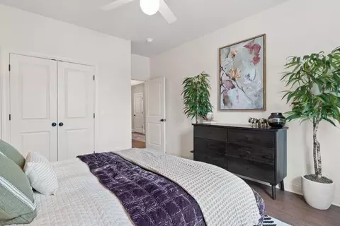 Bedroom - Fox Gap Ln, Hixson, TN 37343 photo 4 of 7