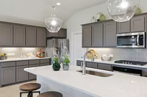 Kitchen - 408 Comanche Dr, Cleburne, TX 76033 photo 1 of 2