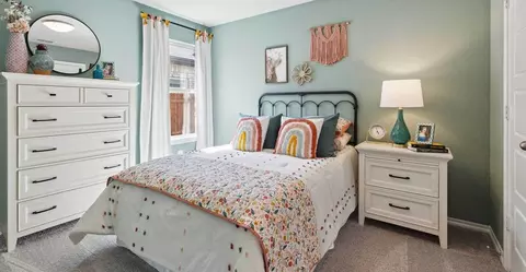 Bedroom - 408 Comanche Dr, Cleburne, TX 76033 photo 7 of 8