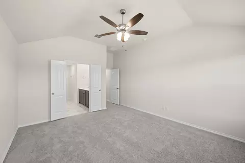 Bedroom - 408 Comanche Dr, Cleburne, TX 76033 photo 2 of 10