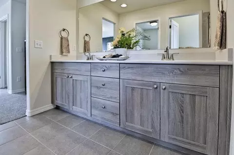 Bath - 8190 Lemon Grass Rd, Peyton, CO 80831 photo 4 of 6