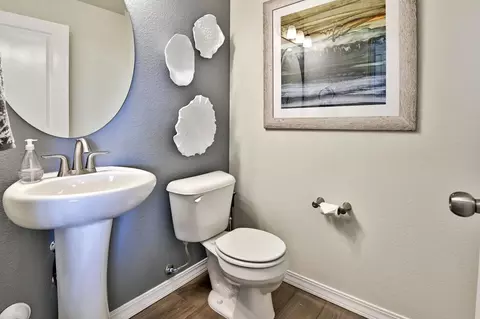 Bath - 8190 Lemon Grass Rd, Peyton, CO 80831 photo 1 of 6