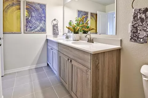 Bath - 8190 Lemon Grass Rd, Peyton, CO 80831 photo 5 of 6