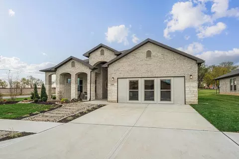 Exterior - 25490 84th St, Lenexa, KS 66227 photo 7 of 13